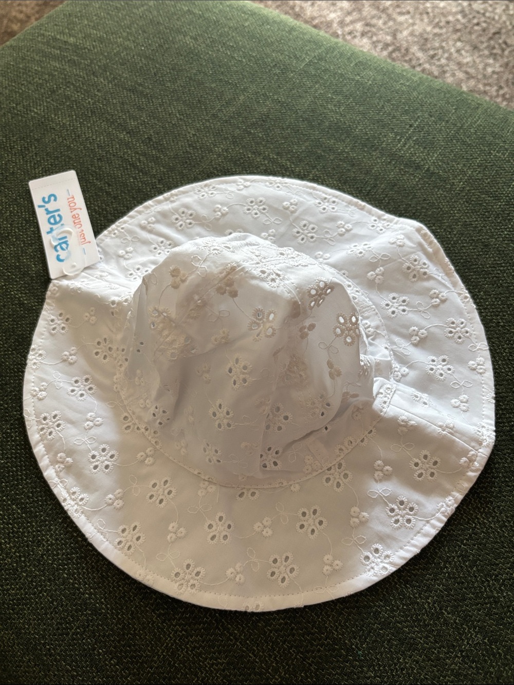 Carter's White Eyelet Sun Hat for Toddlers size 6-12 months NWT